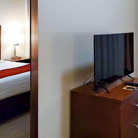 Comfort Inn & Suites Tempe Phoenix Sky Harbor Airport Exterior foto
