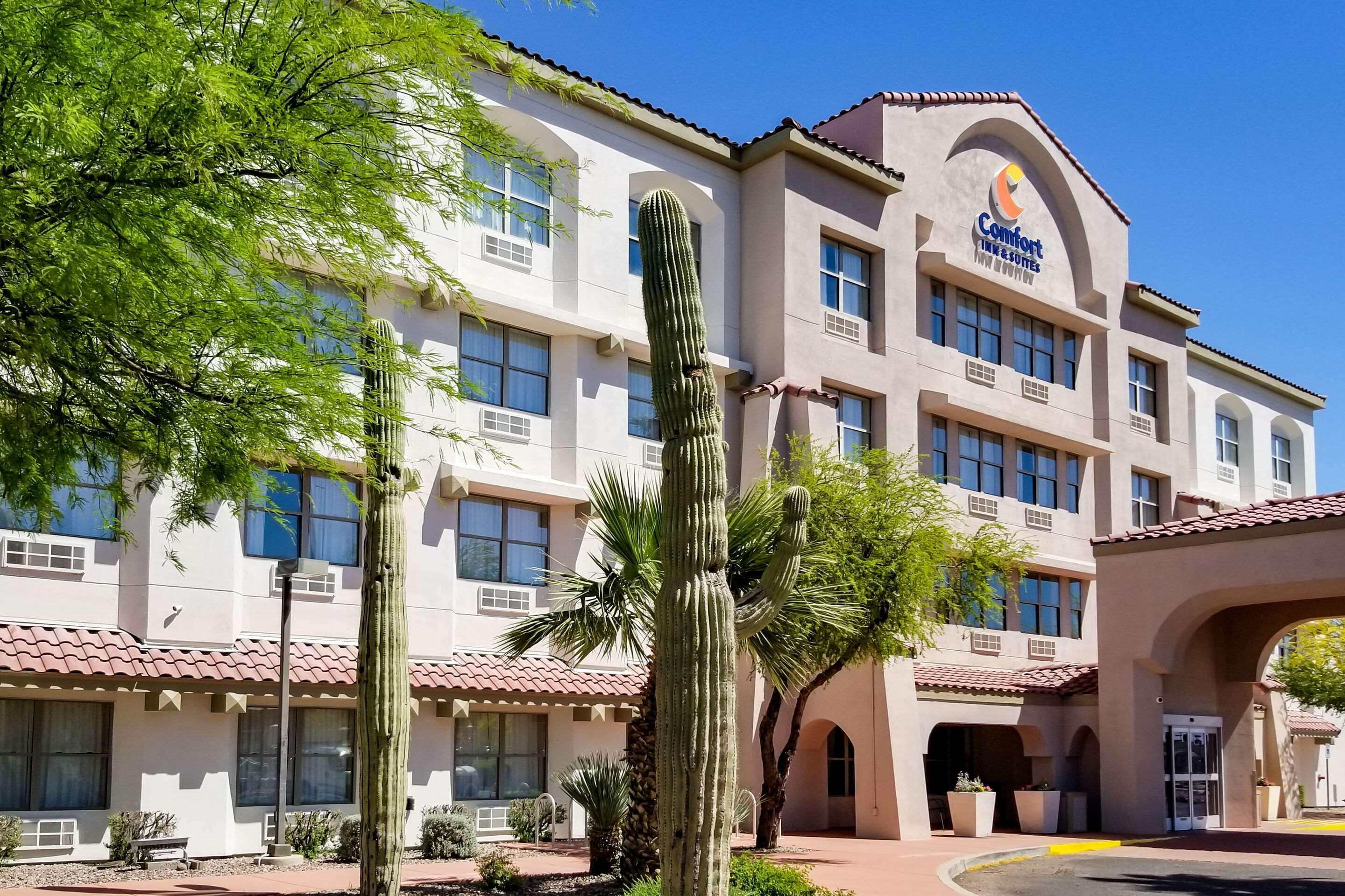 Comfort Inn & Suites Tempe Phoenix Sky Harbor Airport Exterior foto