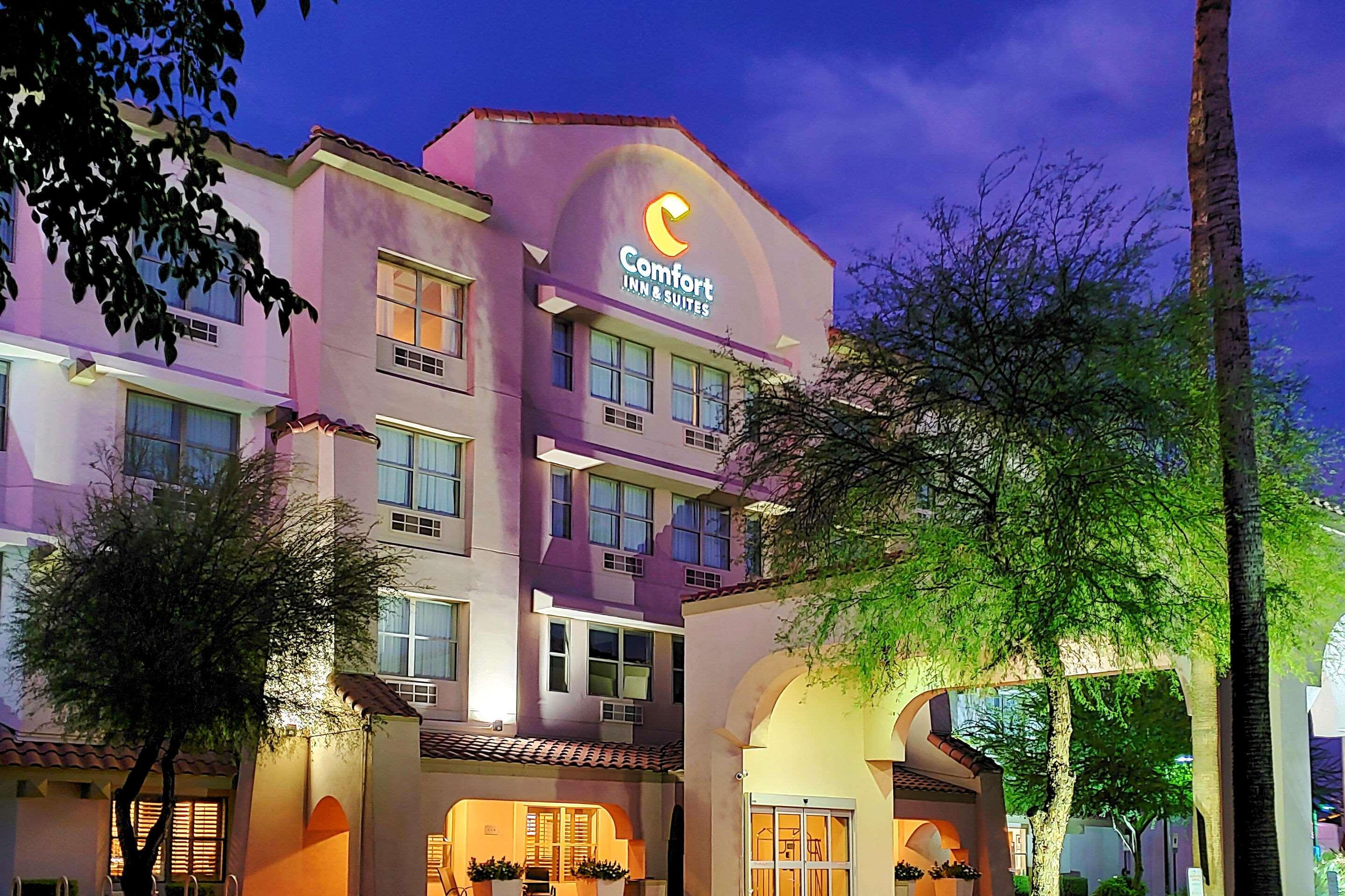 Comfort Inn & Suites Tempe Phoenix Sky Harbor Airport Exterior foto